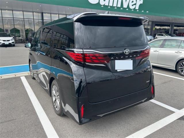 プライム市場上場！ガリバーグループは全国約４６０店舗※のネットワーク！※２０２２年５月現在