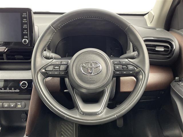 ヤリスクロス ハイブリッドZ 純正メモリナビ トヨタセーフティセンス 衝突被害軽減ブレーキ レーンキープアシスト レーダークルーズコントロール パワーシート シートヒーター ハーフレザーシート バックモニター ETC(42枚目)