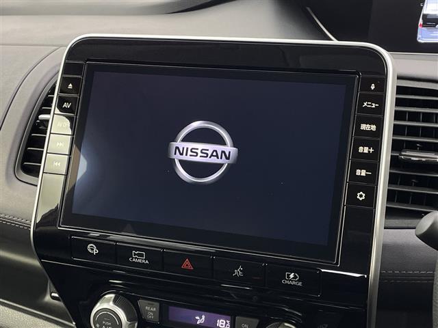 セレナ ｅ－パワー　ハイウェイスターＶ　プロパイロット　純正メモリナビ　セーフティパックＢ　衝突被害軽減ブレーキ　レーンキープアシスト　レーダークルーズコントロール　両側パワースライドドア　ドライブレコーダー　シートヒーター　ＥＴＣ（4枚目）