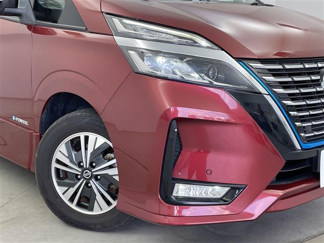 セレナ ｅ－パワー　ハイウェイスターＶ　プロパイロット　純正メモリナビ　セーフティパックＢ　衝突被害軽減ブレーキ　レーンキープアシスト　レーダークルーズコントロール　両側パワースライドドア　ドライブレコーダー　シートヒーター　ＥＴＣ（13枚目）