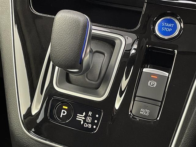 セレナ ｅ－パワー　ハイウェイスターＶ　プロパイロット　純正メモリナビ　セーフティパックＢ　衝突被害軽減ブレーキ　レーンキープアシスト　レーダークルーズコントロール　両側パワースライドドア　ドライブレコーダー　シートヒーター　ＥＴＣ（25枚目）