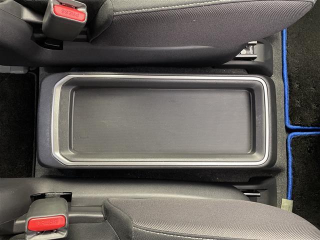 セレナ ｅ－パワー　ハイウェイスターＶ　プロパイロット　純正メモリナビ　セーフティパックＢ　衝突被害軽減ブレーキ　レーンキープアシスト　レーダークルーズコントロール　両側パワースライドドア　ドライブレコーダー　シートヒーター　ＥＴＣ（39枚目）