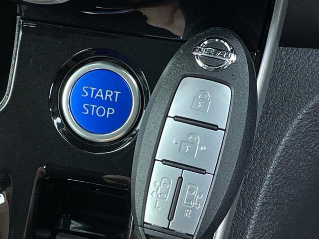 セレナ ｅ－パワー　ハイウェイスターＶ　プロパイロット　純正メモリナビ　セーフティパックＡ　衝突被害軽減ブレーキ　レーンキープアシスト　レーダークルーズコントロール　ブラインドスポットモニター　両側パワースライドドア　フリップダウンモニター（7枚目）