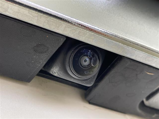 セレナ ｅ－パワー　ハイウェイスターＶ　プロパイロット　純正メモリナビ　セーフティパックＡ　衝突被害軽減ブレーキ　レーンキープアシスト　レーダークルーズコントロール　ブラインドスポットモニター　両側パワースライドドア　フリップダウンモニター（31枚目）