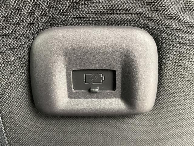 セレナ ｅ－パワー　ハイウェイスターＶ　プロパイロット　純正メモリナビ　セーフティパックＡ　衝突被害軽減ブレーキ　レーンキープアシスト　レーダークルーズコントロール　ブラインドスポットモニター　両側パワースライドドア　フリップダウンモニター（35枚目）