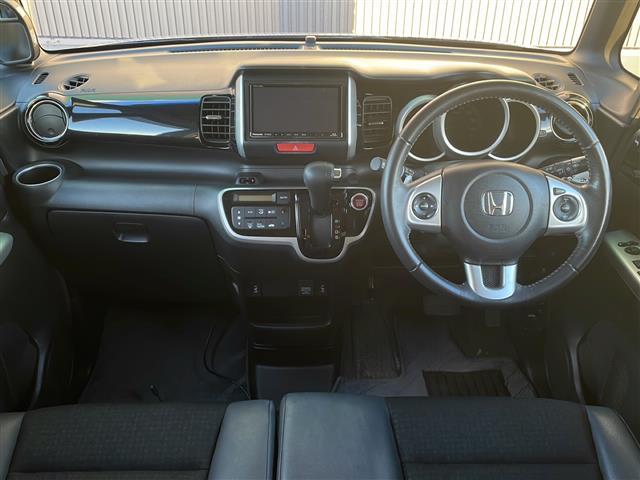 N-BOXカスタム G・ターボLパッケージ(11枚目)