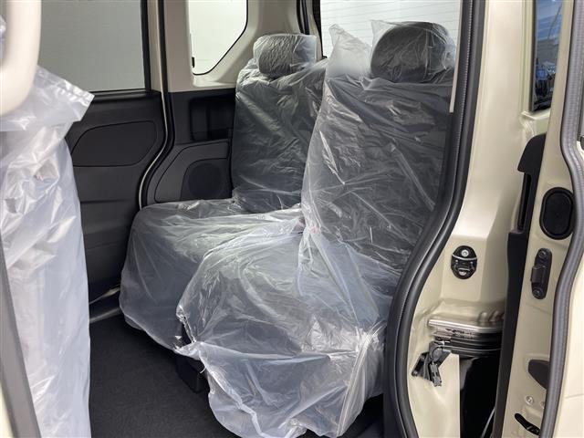 デリカミニ T プレミアム 純正ディスプレイオーディオ AppleCarPlay AndroidAuto 全方位カメラ マイパイロット 両側パワースライドドア ヒルディセントコントロール シートヒーター ステアリングヒーター(13枚目)