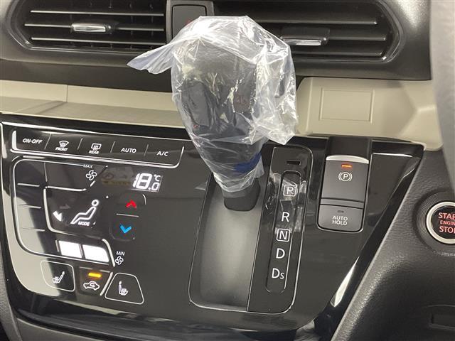 デリカミニ T プレミアム 純正ディスプレイオーディオ AppleCarPlay AndroidAuto 全方位カメラ マイパイロット 両側パワースライドドア ヒルディセントコントロール シートヒーター ステアリングヒーター(26枚目)