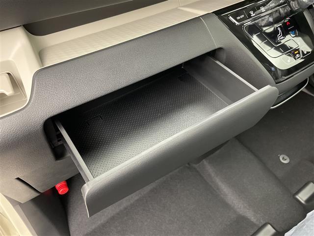 デリカミニ T プレミアム 純正ディスプレイオーディオ AppleCarPlay AndroidAuto 全方位カメラ マイパイロット 両側パワースライドドア ヒルディセントコントロール シートヒーター ステアリングヒーター(31枚目)