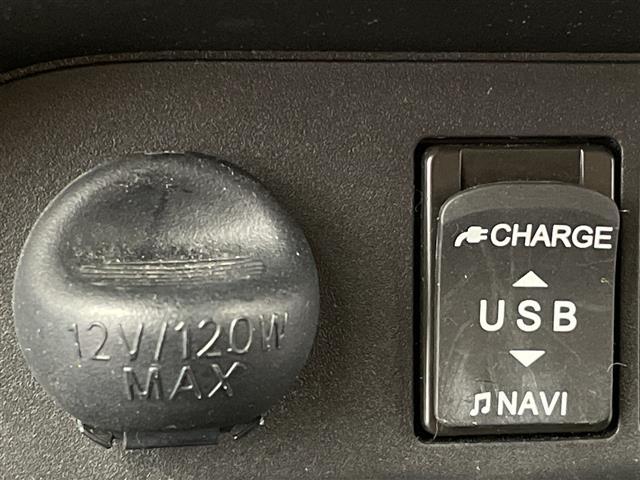 ムーヴキャンバス Xリミテッドメイクアップ SAIII 両側パワスラ 純正メモリナビ バックカメラ フルセグ 衝突軽減システム オートライト オートマチックハイビーム 純正前方ドラレコ アイドリングストップ 4WD フォグランプ 専用ホイールキャップ(31枚目)