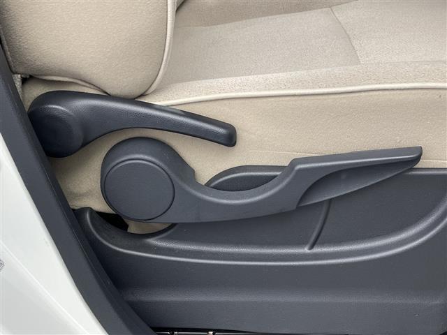 ムーヴキャンバス Xリミテッドメイクアップ SAIII 両側パワスラ 純正メモリナビ バックカメラ フルセグ 衝突軽減システム オートライト オートマチックハイビーム 純正前方ドラレコ アイドリングストップ 4WD フォグランプ 専用ホイールキャップ(37枚目)