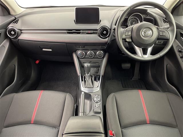 デミオ ＸＤツーリング　マツダコネクトナビ　フルセグＴＶ　衝突被害軽減ブレーキ　クルーズコントロール　シートヒーター　前後ドライブレコーダー　バックモニター　ＥＴＣ　ＬＥＤライト　レザーステアリング　ステアリングスイッチ（2枚目）