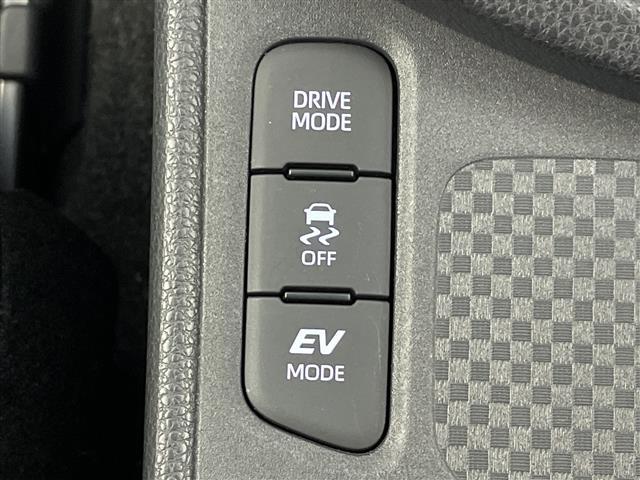 ヤリスクロス ハイブリッドＺ　純正ナビ／モデリスタエアロ（フロント／サイド／リア）／プリクラッシュセーフティ／レーダークルーズコントロール／レーンキープアシスト／バックモニター／ビルトインＥＴＣ／ドライブレコーダー（31枚目）