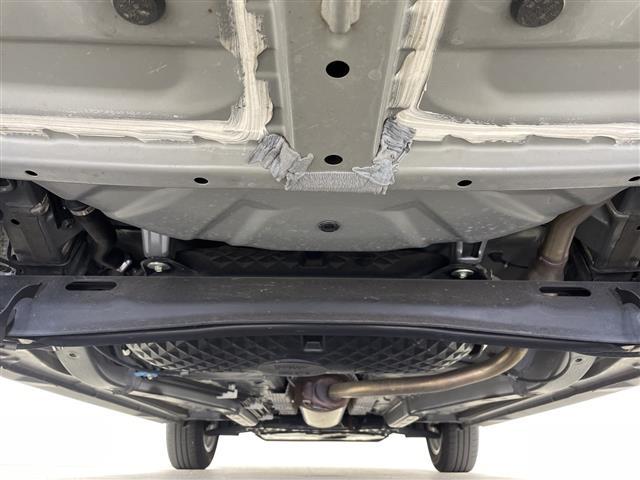 ���ŐV�i�r�i�t���Z�O�E�����Z�O�E�c�u�c�Đ��j�����ē��B�J���b�c�F���A�E�A���p�C���E�C�N���v�X�̃i�r���戵���Ă���o�b�N�J�����i�o�b�N���j�^�[�j��ȃ��j�^�[�i�t���b�v�_�E�����j�^�[�j�̎�t���\�ł��B