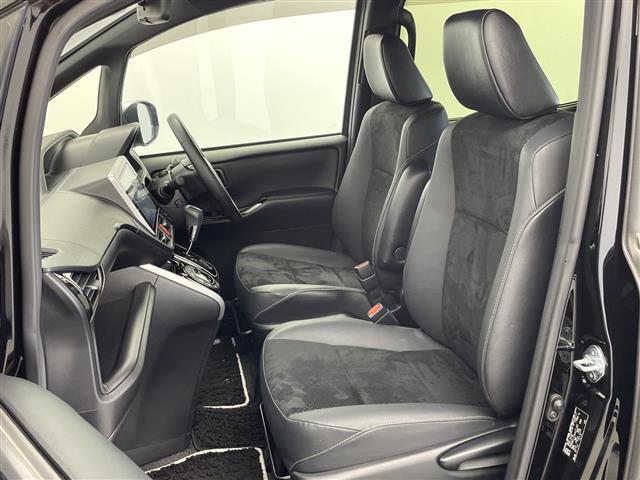 ヴォクシー ＺＳ　煌ＩＩＩ　純正メモリナビ　トヨタセーフティセンス　プリクラッシュセーフティ　レーンディパーチャーアラート　クルーズコントロール　前後クリアランスソナー　両側パワースライドドア　バックモニター　ＥＴＣ（10枚目）