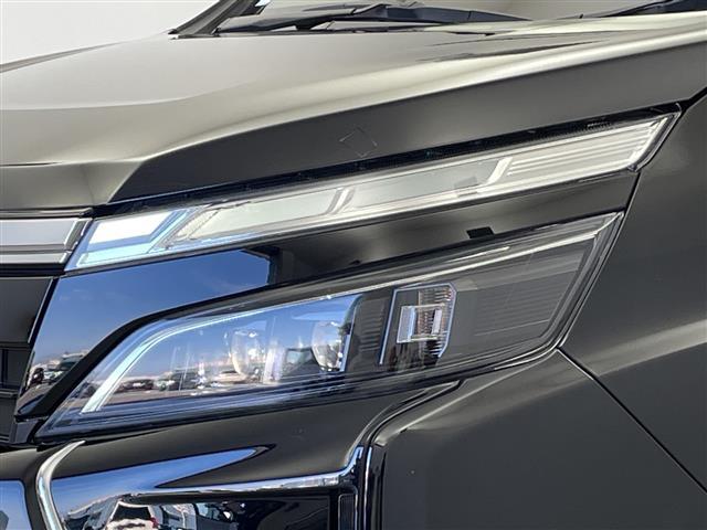 ヴォクシー ＺＳ　煌ＩＩＩ　純正メモリナビ　トヨタセーフティセンス　プリクラッシュセーフティ　レーンディパーチャーアラート　クルーズコントロール　前後クリアランスソナー　両側パワースライドドア　バックモニター　ＥＴＣ（22枚目）