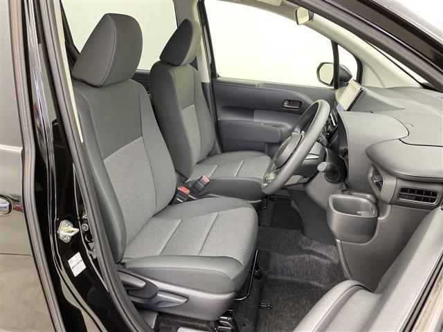 シエンタ ハイブリッドＧ　トヨタセーフティーセンス☆パーキングサポートブレーキ☆ブラインドスポットモニター☆追従クルーズコントロール☆前後コーナーセンサー☆両側パワースライドドア☆ＬＥＤオートライト☆（9枚目）