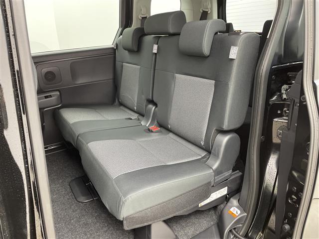 シエンタ ハイブリッドＧ　トヨタセーフティーセンス☆パーキングサポートブレーキ☆ブラインドスポットモニター☆追従クルーズコントロール☆前後コーナーセンサー☆両側パワースライドドア☆ＬＥＤオートライト☆（12枚目）