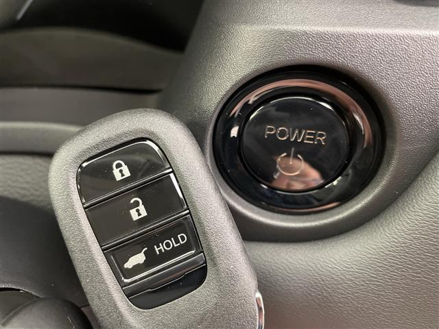 ヴェゼル e:HEV Z Honda CONNECTディスプレーオーディオ(FM/BT/フルセグTV) ステアリングスイッチ ステアリングヒーター パドルシフト バックカメラ 置くだけ充電 電動リアゲート(7枚目)