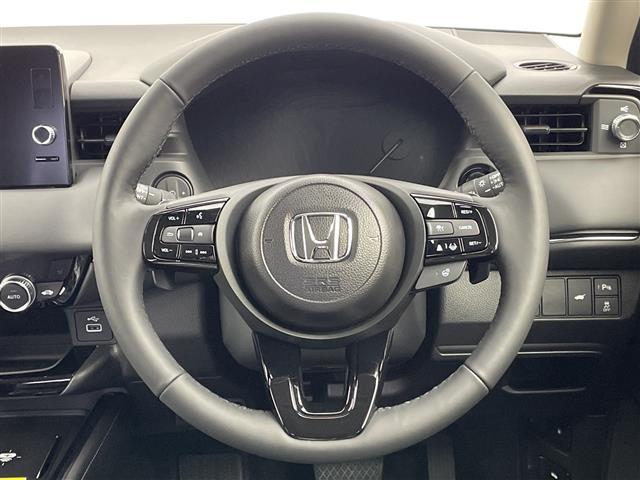 ヴェゼル e:HEV Z Honda CONNECTディスプレーオーディオ(FM/BT/フルセグTV) ステアリングスイッチ ステアリングヒーター パドルシフト バックカメラ 置くだけ充電 電動リアゲート(42枚目)