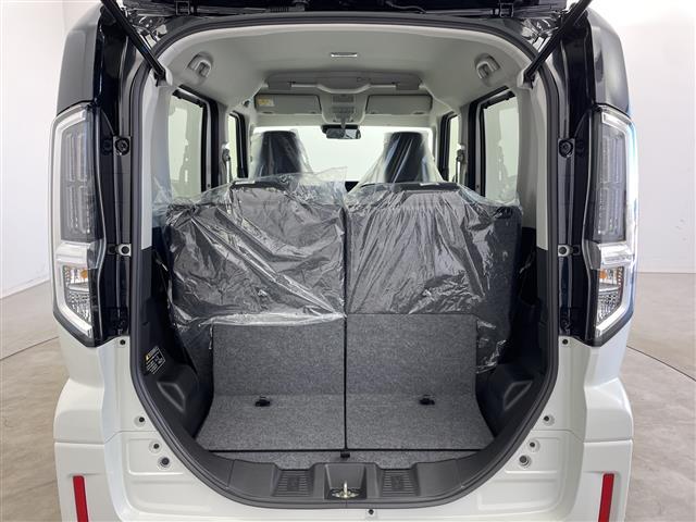 スペーシアカスタム ハイブリッドＸＳ　４ＷＤ　禁煙車　スズキコネクトナビ（ＢＴ／ＦＭ／ＡＭ／フルセグＴＶ）　全周囲カメラ　ステアリングスイッチ　ステアリングヒーター　ハーフレザーシート　シートヒーター　両側パワースライドドア（26枚目）