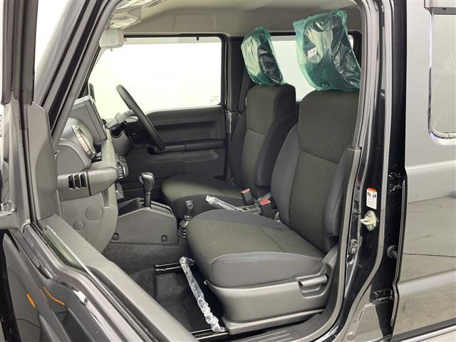 ジムニーノマド ＦＣ　４ＷＤ　ステアリングスイッチ　ヒートミラー　ヘッドライトウォッシャー　ドアバイザー　フロントフォグライト　電格ミラー　ウィンカーミラー　取扱説明書　保証書　点検記録簿（8枚目）