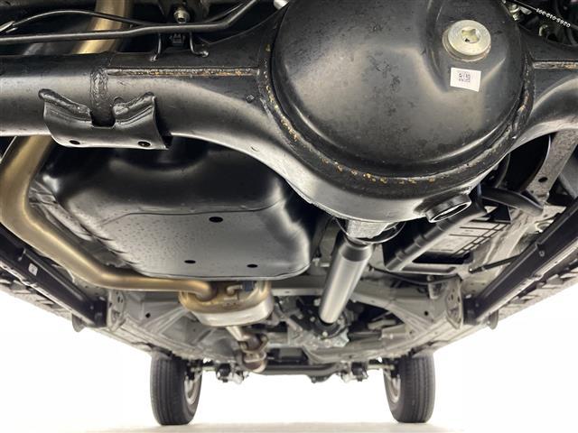 ジムニーノマド ＦＣ　４ＷＤ　ステアリングスイッチ　ヒートミラー　ヘッドライトウォッシャー　ドアバイザー　フロントフォグライト　電格ミラー　ウィンカーミラー　取扱説明書　保証書　点検記録簿（27枚目）