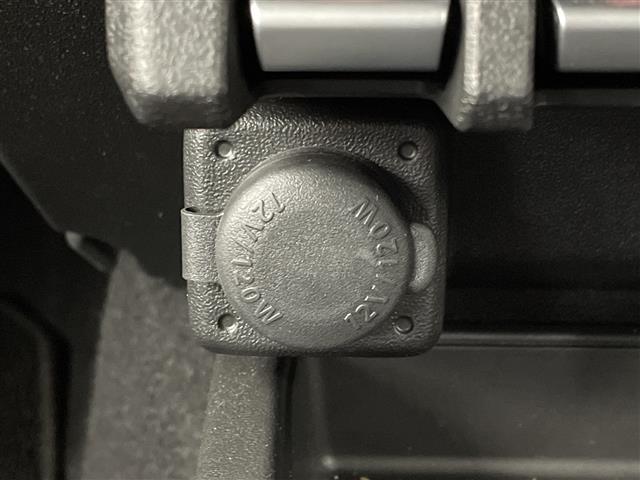 ジムニーノマド ＦＣ　４ＷＤ　ステアリングスイッチ　ヒートミラー　ヘッドライトウォッシャー　ドアバイザー　フロントフォグライト　電格ミラー　ウィンカーミラー　取扱説明書　保証書　点検記録簿（30枚目）