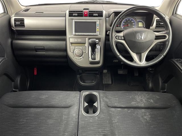 ゼストスパーク Ｗターボ　ターボ　ＡＡＣ　リモコンキー　パワーステアリング　パワーウィンドウ　ディーラーオプションメモリナビＡＭ／ＦＭ／ワンセグＴＶ　盗難防止装置　運転席＋助手席エアバッグ　純正フロアマット（2枚目）