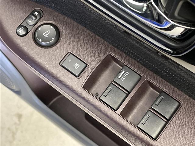 N-ONE プレミアム ツアラー メモリナビ ワンセグTV Bluetooth接続 クルーズコントロール ハーフレザーシート ドライブレコーダー バックモニター ETC アイドリングストップ 横滑り防止装置 オートライト パドルシフト(40枚目)