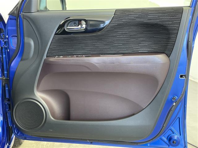 N-ONE プレミアム ツアラー メモリナビ ワンセグTV Bluetooth接続 クルーズコントロール ハーフレザーシート ドライブレコーダー バックモニター ETC アイドリングストップ 横滑り防止装置 オートライト パドルシフト(41枚目)