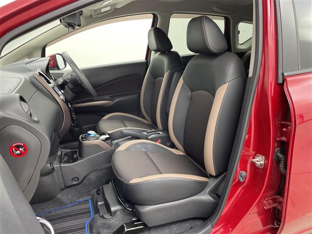 ノート ｅ－パワー　メダリスト　ＦＯＵＲ　ワンオーナー　純正ＳＤナビ　アラウンドビューモニター　フルセグ　純正ＥＴＣ　ハーフレザーシート　デジタルインナーミラー　ＬＥＤオートライト　フォグランプ　追従クルコン　レーンアシスト　コーナーセンサー（11枚目）