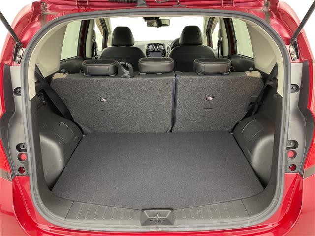 ノート ｅ－パワー　メダリスト　ＦＯＵＲ　ワンオーナー　純正ＳＤナビ　アラウンドビューモニター　フルセグ　純正ＥＴＣ　ハーフレザーシート　デジタルインナーミラー　ＬＥＤオートライト　フォグランプ　追従クルコン　レーンアシスト　コーナーセンサー（28枚目）