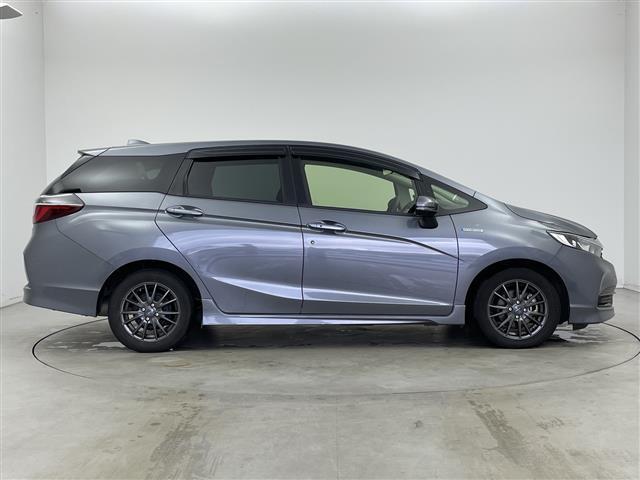 シャトル ハイブリッド　ホンダセンシング　ホンダセンシング／衝突軽減ブレーキ／レーダークルーズコントロール／レーンキープアシスト／純正ディーラーＯＰナビ／バックカメラ／ビルトインＥＴＣ／プッシュスタート／社外１５インチアルミホイール（18枚目）