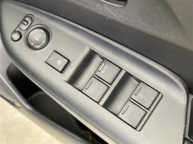 シャトル ハイブリッド　ホンダセンシング　ホンダセンシング／衝突軽減ブレーキ／レーダークルーズコントロール／レーンキープアシスト／純正ディーラーＯＰナビ／バックカメラ／ビルトインＥＴＣ／プッシュスタート／社外１５インチアルミホイール（28枚目）