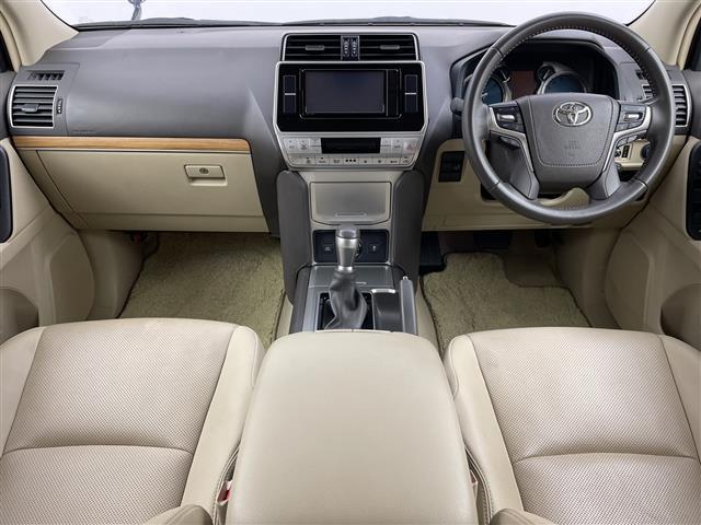 ランドクルーザープラド TX Lパッケージ マットブラックエディション プリクラッシュセーフティ/レーダークルーズコントロール/レーンディパーチャーアラート/パーキングサポートブレーキ/ロードサインアシスト/サンルーフ/ベージュ革シート/エアシート/シートヒーター(2枚目)