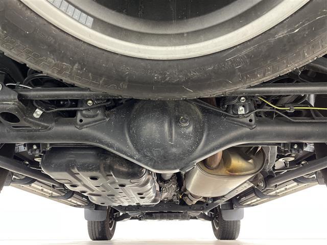 ランドクルーザープラド TX Lパッケージ マットブラックエディション プリクラッシュセーフティ/レーダークルーズコントロール/レーンディパーチャーアラート/パーキングサポートブレーキ/ロードサインアシスト/サンルーフ/ベージュ革シート/エアシート/シートヒーター(31枚目)