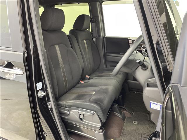 N-BOXカスタム G・Lホンダセンシング ホンダセンシング/衝突軽減ブレーキ/レーダークルーズコントロール/レーンキープアシスト/純正ディーラーOPナビ/フルセグTV/バックカメラ/Bluetooth/DVD再生機能(9枚目)