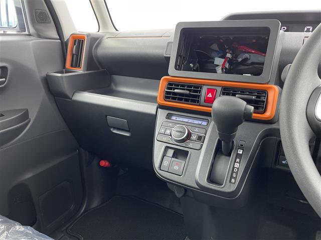 タント ファンクロス 4WD/衝突軽減ブレーキ/両側パワースライドドア/オートライト/オートハイビーム/LEDヘッドライト/アイドリングストップ/オートブレーキホールド/オートドアミラー/プッシュスタート(23枚目)