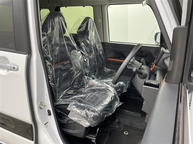 タント ファンクロス 4WD/衝突軽減ブレーキ/両側パワースライドドア/コーナーセンサー/前席シートヒーター/オートライト/オートハイビーム/LEDヘッドライト/プッシュスタート/オートブレーキホールド(6枚目)