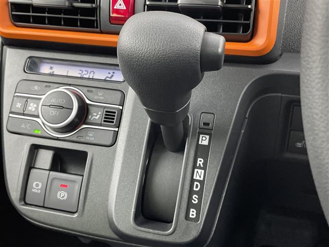 タント ファンクロス 4WD/衝突軽減ブレーキ/両側パワースライドドア/コーナーセンサー/前席シートヒーター/オートライト/オートハイビーム/LEDヘッドライト/プッシュスタート/オートブレーキホールド(22枚目)