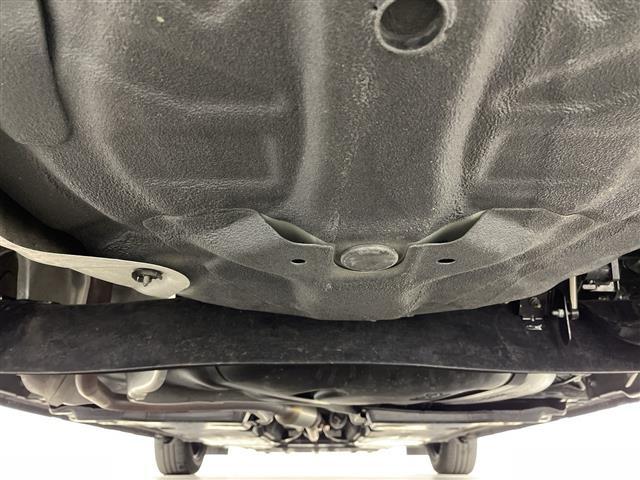 ノート Ｓ　エマージェンシーブレーキ／車線逸脱警報／防止支援／ブラインドスポットモニター／速度標識表示／標識検知支援／前後コーナーセンサー（移動物検知）／純正９インチナビ／フルセグＴＶ／Ｂｌｕｅｔｏｏｔｈ（31枚目）