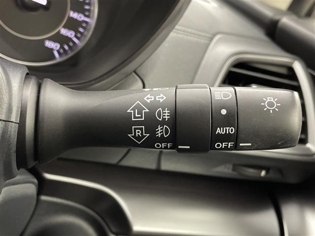 インプレッサスポーツ ２．０ｉ－Ｌアイサイト　純正メモリナビ　フルセグＴＶ　衝突被害軽減ブレーキ　レーンキープアシスト　レーダークルーズコントロール　バックモニター　ＥＴＣ　アイドリングストップ　横滑り防止装置　オートライト（41枚目）