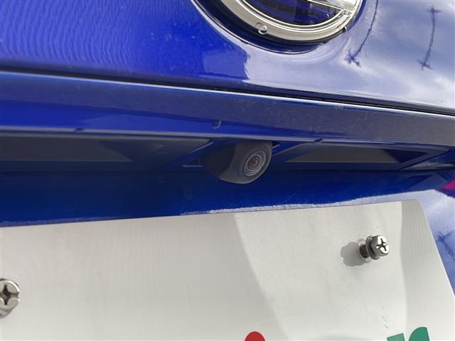 ���ŐV�i�r�i�t���Z�O�E�����Z�O�E�c�u�c�Đ��j�����ē��B�J���b�c�F���A�E�A���p�C���E�C�N���v�X�̃i�r���戵���Ă���o�b�N�J�����i�o�b�N���j�^�[�j��ȃ��j�^�[�i�t���b�v�_�E�����j�^�[�j�̎�t���\�ł��B