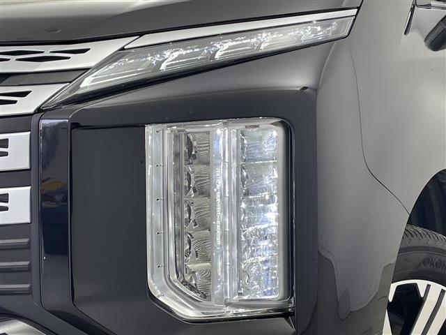 ���ŐV�i�r�i�t���Z�O�E�����Z�O�E�c�u�c�Đ��j�����ē��B�J���b�c�F���A�E�A���p�C���E�C�N���v�X�̃i�r���戵���Ă���o�b�N�J�����i�o�b�N���j�^�[�j��ȃ��j�^�[�i�t���b�v�_�E�����j�^�[�j�̎�t���\�ł��B