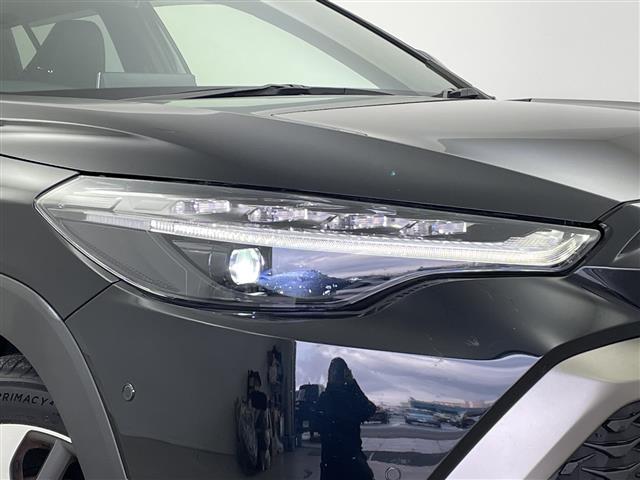 カローラクロス ハイブリッド　Ｚ　純正メモリナビ（ＢＴ／ＦＭ／ＡＭ／フルセグＴＶ）　全周囲カメラ　ステアリングスイッチ　ハーフレザーシート　シートヒーター　パワーシート　電動リアゲート　ブラインドスポットモニター　電格ミラー（15枚目）