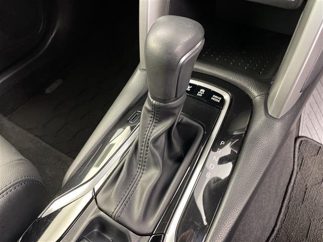 カローラクロス ハイブリッド　Ｚ　純正メモリナビ（ＢＴ／ＦＭ／ＡＭ／フルセグＴＶ）　全周囲カメラ　ステアリングスイッチ　ハーフレザーシート　シートヒーター　パワーシート　電動リアゲート　ブラインドスポットモニター　電格ミラー（26枚目）