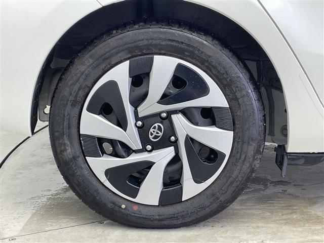 ���ŐV�i�r�i�t���Z�O�E�����Z�O�E�c�u�c�Đ��j�����ē��B�J���b�c�F���A�E�A���p�C���E�C�N���v�X�̃i�r���戵���Ă���o�b�N�J�����i�o�b�N���j�^�[�j��ȃ��j�^�[�i�t���b�v�_�E�����j�^�[�j�̎�t���\�ł��B