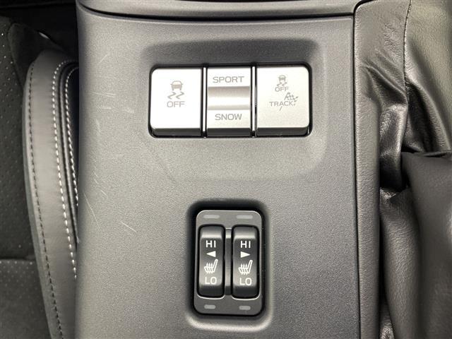 GR86 RZ 純正9インチナビ(AM/FM/CD/DVD/SD/USB/BT) フルセグTV バックカメラ 追従式クルーズコントロール 後側方警戒支援システム オートライト LEDヘッドライト ハーフレザーシート(30枚目)