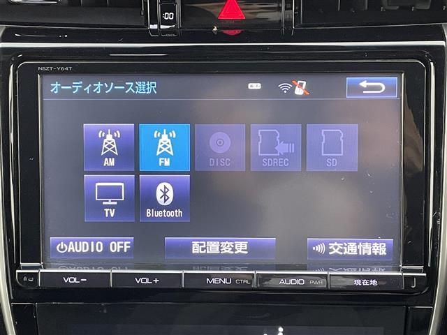 プレミアム　純正ナビ（ＮＳＺＴ－Ｙ６４Ｔ）　ＡＭ／ＦＭ／ＣＤ／ＢＴ　Ｂカメラ　Ｄ席パワーシート　電動リアゲート　クルーズコントロール（追従走行有）　エンジンスタートボタン　アイドリングストップ(12枚目)